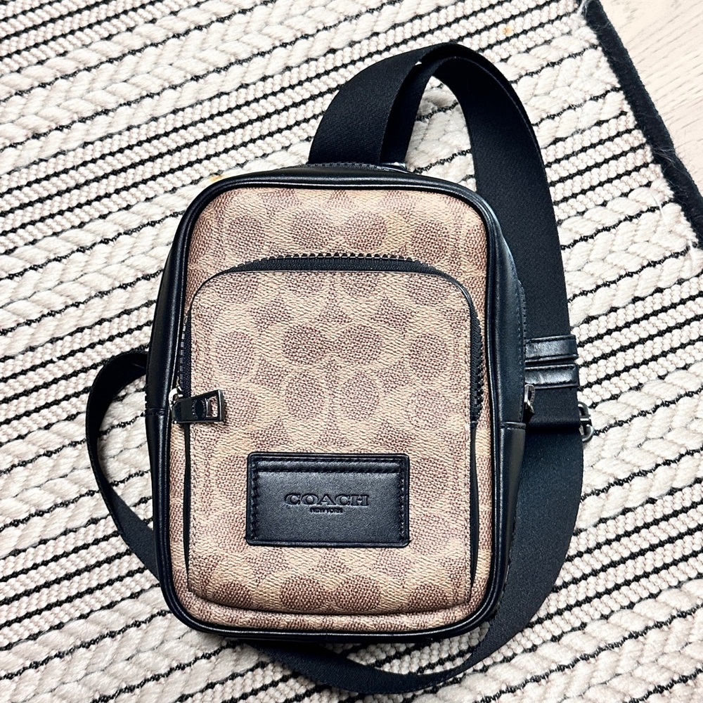 Coach sling bag